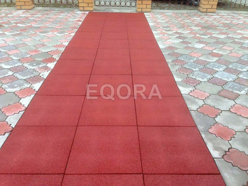 Резиновое покрытие для двора частного дома из резиновой крошки в Ногинске